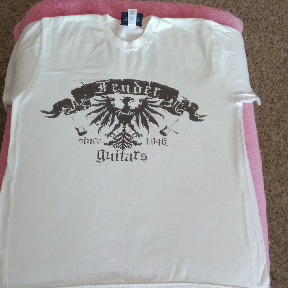 🧘 FENDER t-shirt